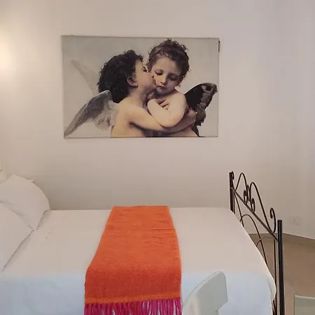 La Piccola Via Delle Rose 아파트 파게토 라리오