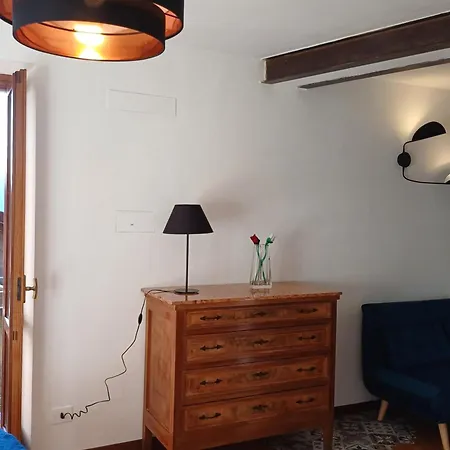 La Piccola Via Delle Rose * Faggeto Lario