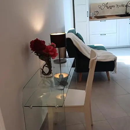 Lägenhet La Piccola Via Delle Rose *