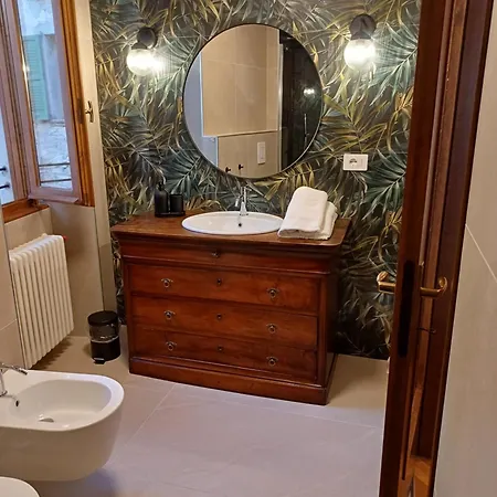 La Piccola Via Delle Rose Lägenhet Faggeto Lario