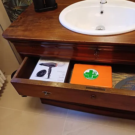 La Piccola Via Delle Rose 아파트 *