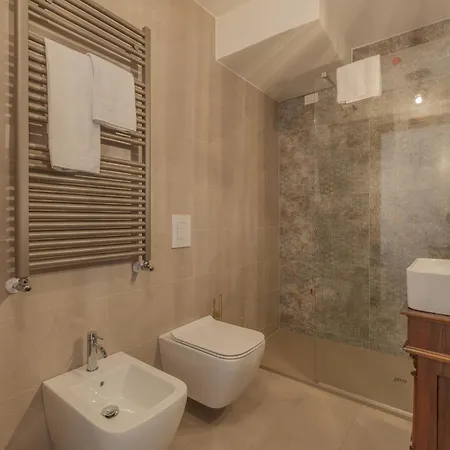 La Piccola Via Delle Rose Appartement Faggeto Lario