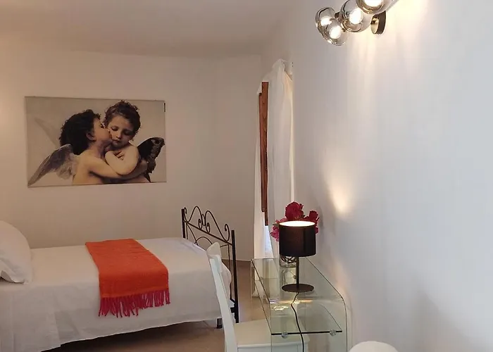 La Piccola Via Delle Rose Faggeto Lario