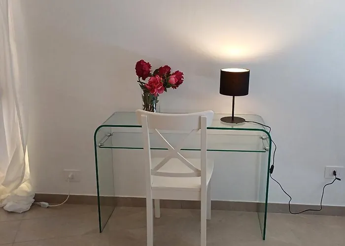 La Piccola Via Delle Rose * Faggeto Lario