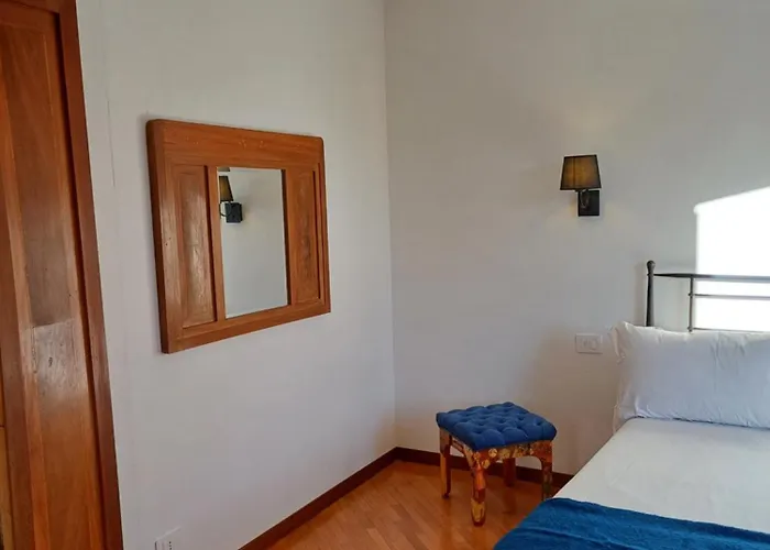 La Piccola Via Delle Rose *